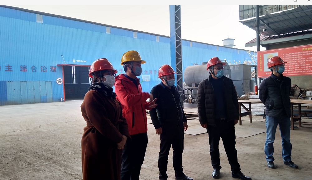 川交路橋黨委副書記、職工董事、工會(huì)主席何澤中到廣漢片區(qū)各單位督查防疫及復(fù)工情況